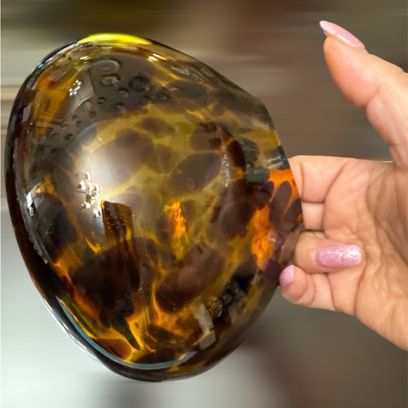 VINTAGE HANDBLOWN GLASS VASE - Picture 2 of 8